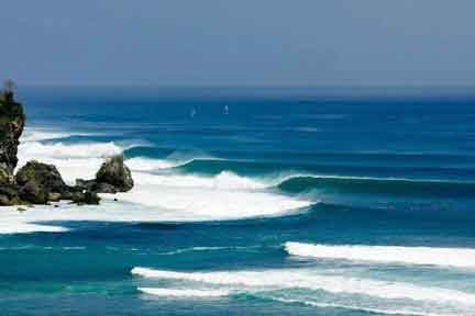 Padang-Padang-Classic-NextLevel-Surfcamp-Bali.jpg