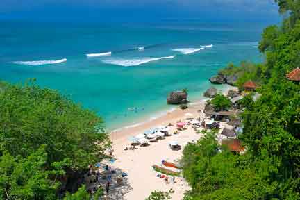 Padang-Padang-beach-NextLevel-Surfcamp-Bali